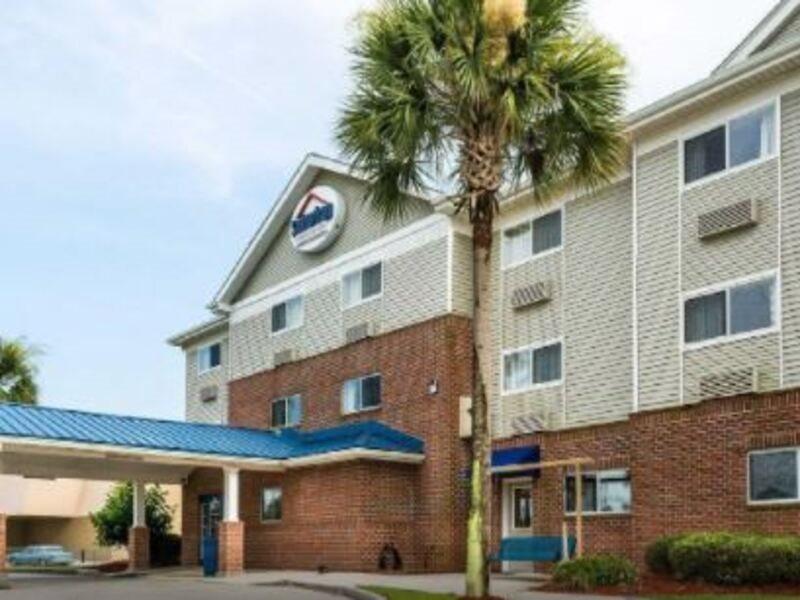 Suburban Extended Stay Hotel Naval Base Area Warrington Bagian luar foto