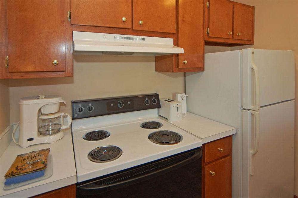 Suburban Extended Stay Hotel Naval Base Area Warrington Bagian luar foto